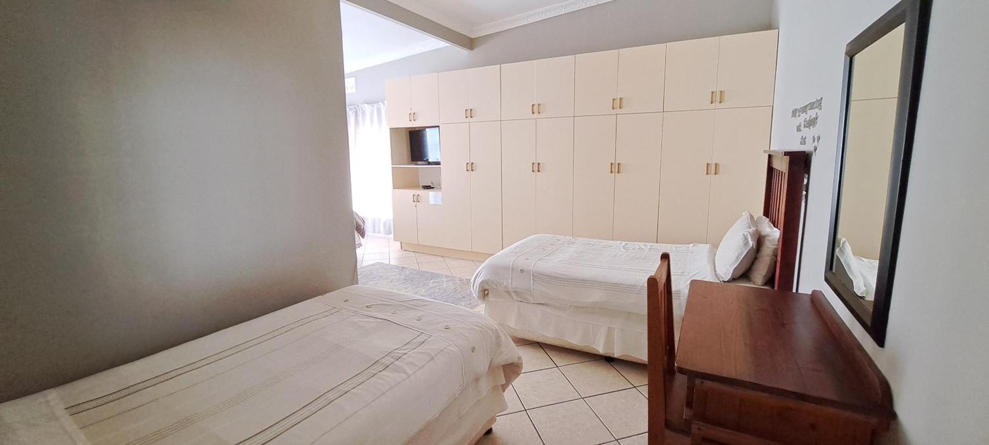 Lambertʼs Bay Raston Guest House חדר תמונה